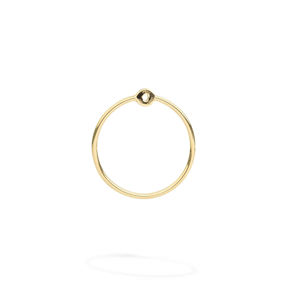
                  
                    MYOH Jewelry charm Orbita in argento 925 placcato oro 18kt, design modulare minimale ispirato alle costellazioni, Collezione Orbita fotografato su sfondo bianco
MYOH Jewelry Orbita charm in 925 silver 18kt gold plated, minimal modular design inspired by constellations. Orbit collection photographed on white background.
                  
                