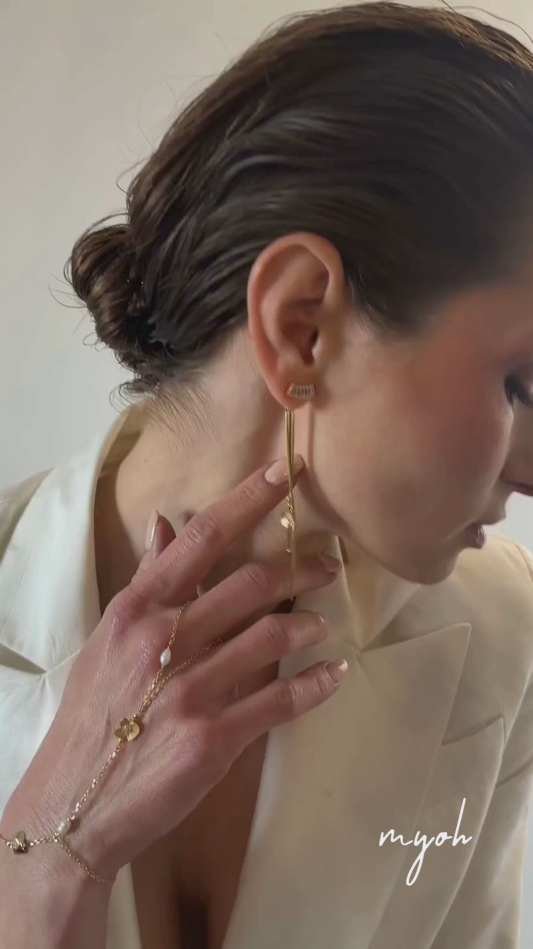 Ninfea Cerulea Ear Charm