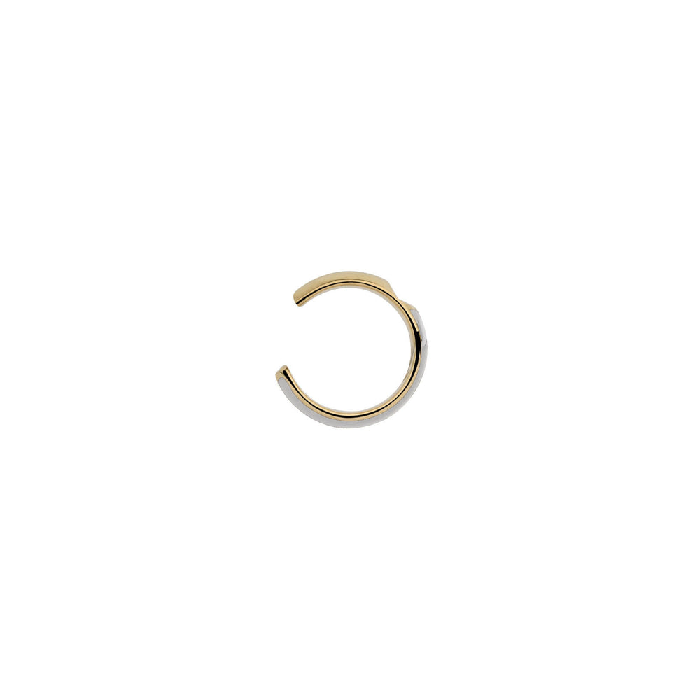 
                  
                    Ear cuff Orbita in argento 925 placcato oro 18kt con smalto grigio, design modulare senza foro | MyOh Gioielli Contemporanei
No-piercing ear cuff with grey enamel finish, modern orbital design | MyOh Designer Collection

                  
                