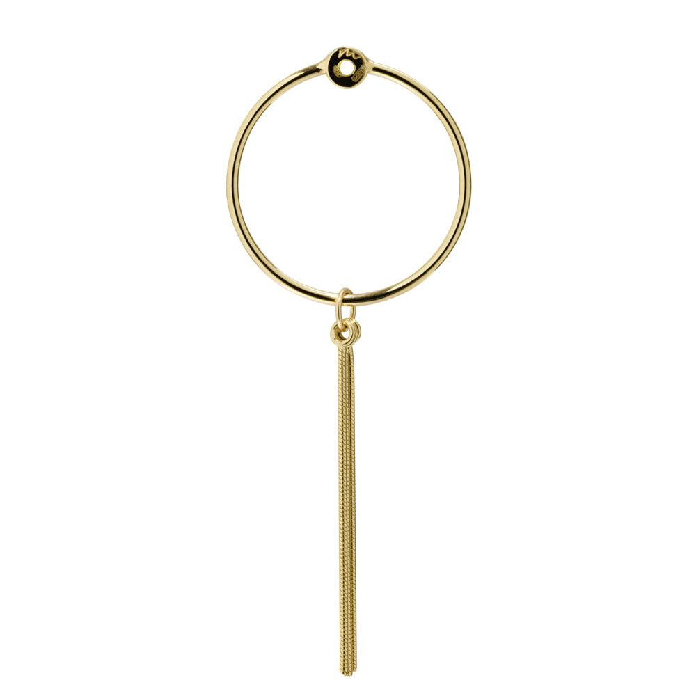 Charm Orbita Fugace (€65) in argento 925 placcato oro 18kt, elemento circolare ispirato alle orbite celesti | MyOh Gioielli Modulari
Celestial-inspired circular charm, perfect for mix&match combinations | MyOh Designer Collection

